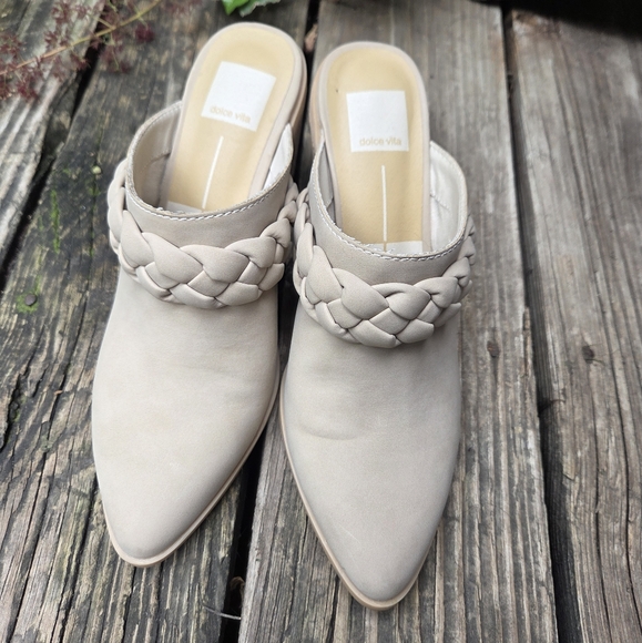 Anthropologie Dolce Vita "Serla" Pointed Toe Heeled Suede - Picture 8 of 8